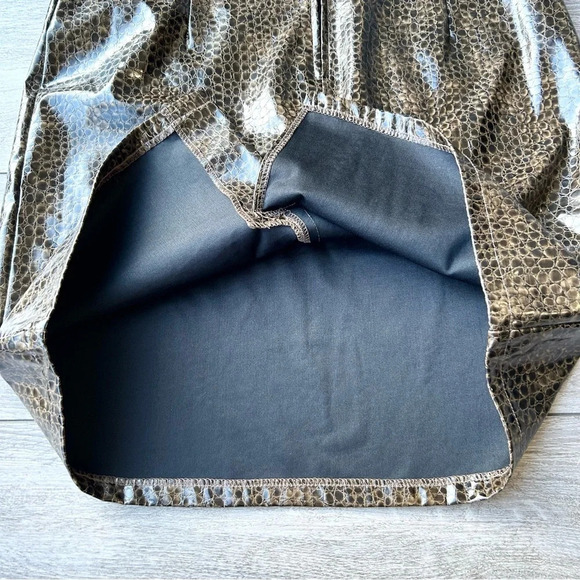Valenti Snakeskin Faux Patent Leather Mini Skirt - Picture 12 of 12